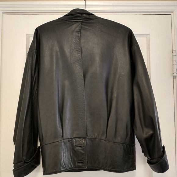 Vintage Designer Leather jacket - Picture 2 of 15
